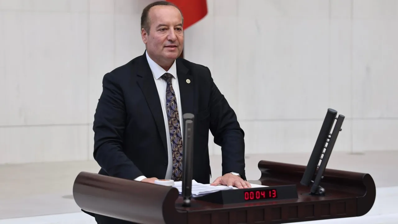 CHP’Lİ AKAY D30 YOLUNU YENİDEN TBMM GÜNDEMİNE TAŞIDI