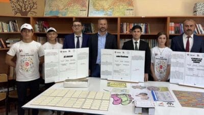 BAŞKAN CİVA’DAN ESKİPAZAR BİLİM FUARI ZİYARETİ Eskipazar Belediye Başkanı Serkan Cıva, Üçevler Ortaokulu 4006 TÜBİTAK Bilim
