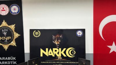 KARABÜK MERKEZ VE ESKİPAZAR’DA UYUŞTURUCU OPERASYONU: BİRİ TUTUKLANDI Karabük merkezde 2 Temmuz’da B.K. isimli şahsın üzerinde 2,79 gram