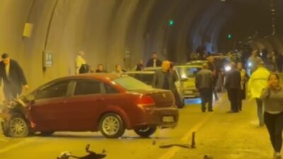 Karabük’ün Yenice ilçesine bağlı Gökbel köyü mevkiindeki Suçatı Tüneli’nde iki