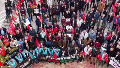 Karabük’te, Gazze’de yaşananlara dikkat çekmek amacıyla yürüyüş düzenlendi.