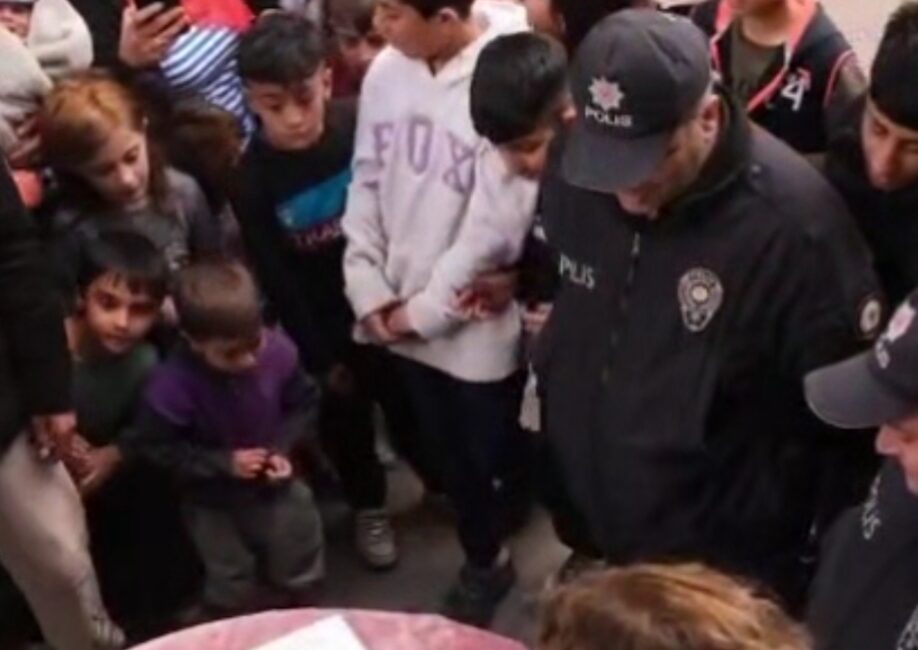 Safranbolu’da kavga ihbarı üzerine olay yerine gelen polis ekipleri, Gümüş