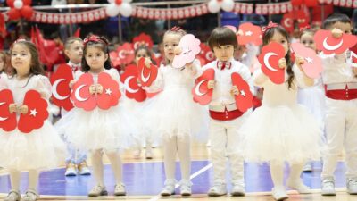 Karabük’te, 23 Nisan Ulusal Egemenlik ve Çocuk Bayramı ile Türkiye Büyük Millet Meclisi’nin