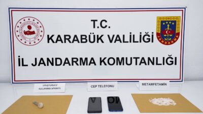 Karabük’te jandarma ekiplerince düzenlenen operasyonlarda 11 şüpheli yakalandı.
