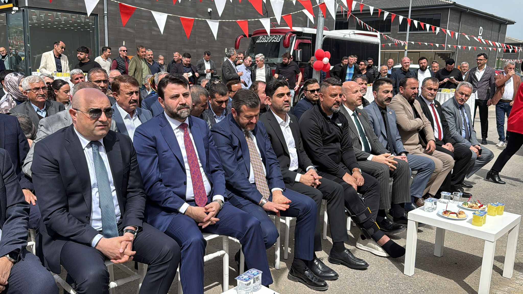 Karabük’ün Safranbolu ilçesine bağlı Bostanbükü köyünde yapımı tamamlanan 103 dükkandan