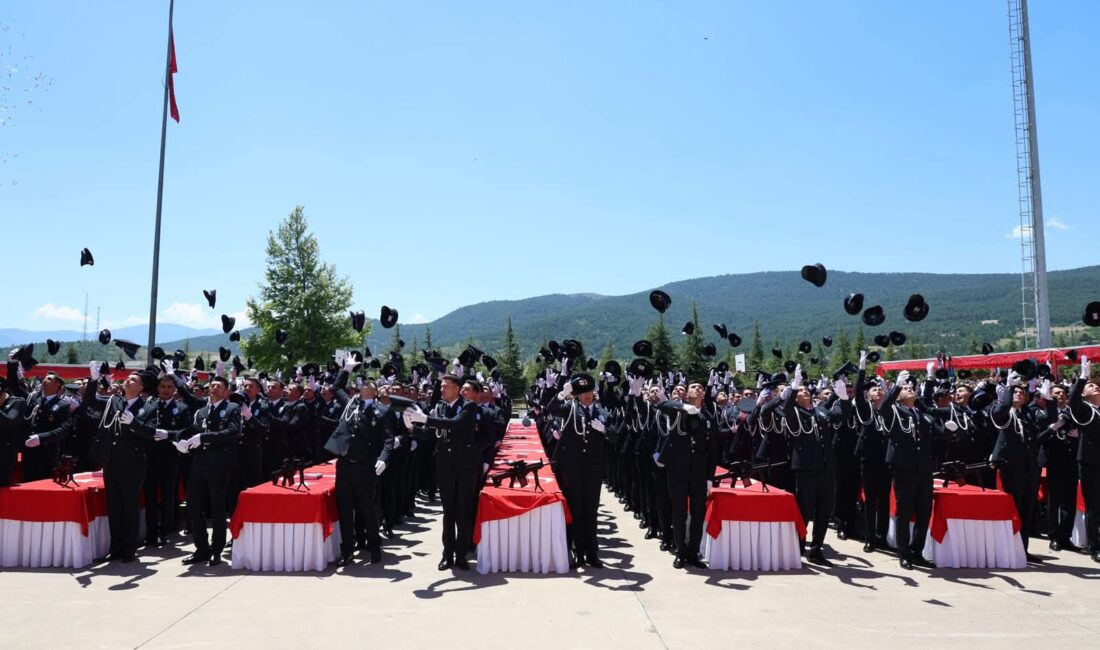 Karabük Polis Meslek Eğitim Merkezinde (POMEM) eğitimlerini tamamlayan 408 polis