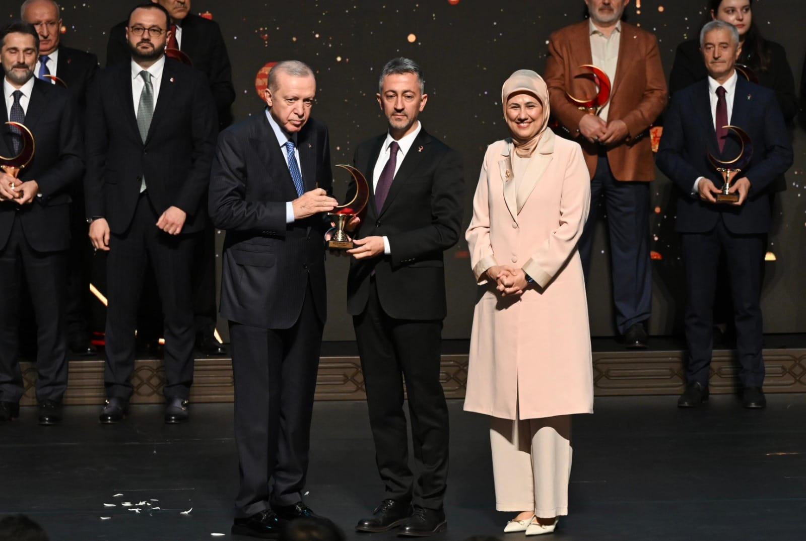 KARDEMİR, Türk Kızılay tarafından düzenlenen ödül töreninde "Yılın Kurumsal Kan