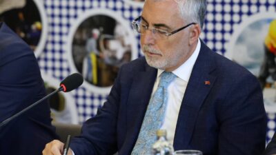 Çalışma ve Sosyal Güvenlik Bakanı Vedat Işıkhan, imalat sektöründe istihdamını